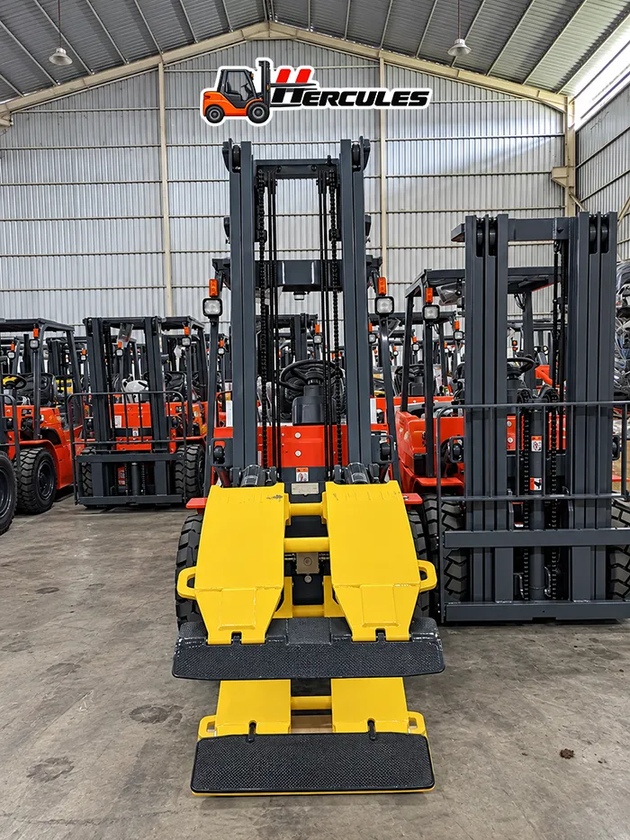 Unit forklift Hercules siap kirim di gudang